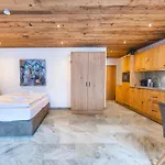 Luxury - Alpine Essence Apartment Kaprun