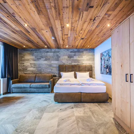 Luxury - Alpine Essence